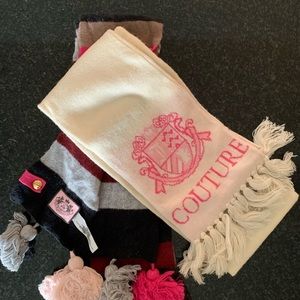 Juicy Girls scarfs